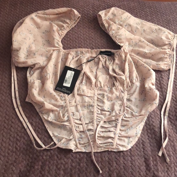 Pretty Little Thing Floral Crop Too NWT Size 16 - Picture 3 of 5